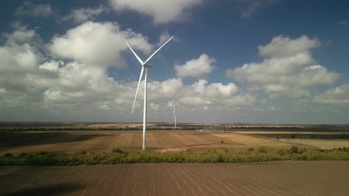 Windturbinen. Windkraftanlage. Erneuerbare Energien