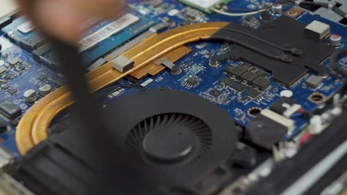 Während der Wartung des Laptop-Kühlsystems habe ich diese Makroaufnahme gemacht