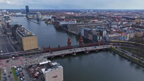 Vue aérienne du pont Oberbaum, Berlin, Allemagne