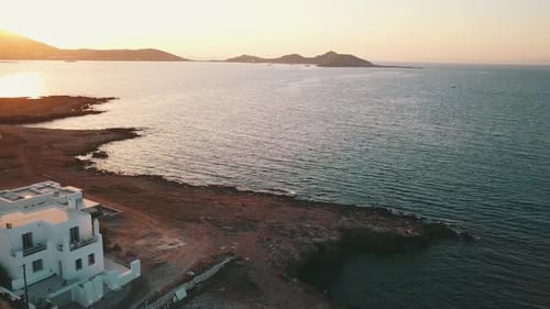 vol à Paros, Naxos, Antiparos en Grèce