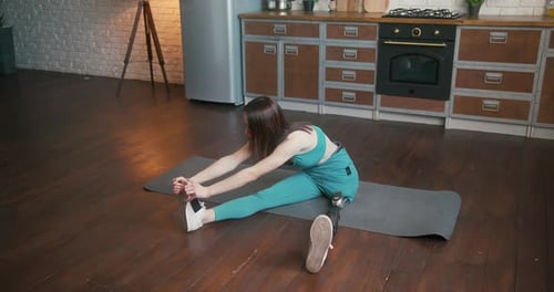 Lady with Prosthesis Demonstrates Resilience During Training
