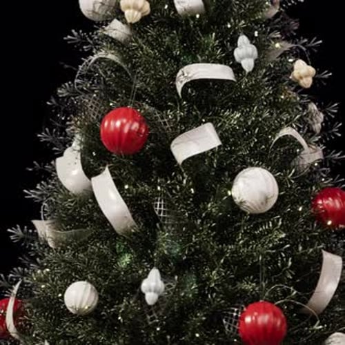 Close-Up Christmas Tree Decorations - Alpha Channel Loop