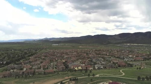 A drone pan over a Denver suburb.