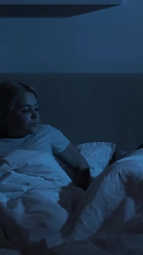 Apnée, insomnie, épouse fatiguée, ronflement, mari, verticale