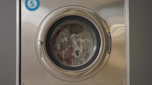Close Up Washer Five Waschkleidung mit Waschlauge und Spinntrommel