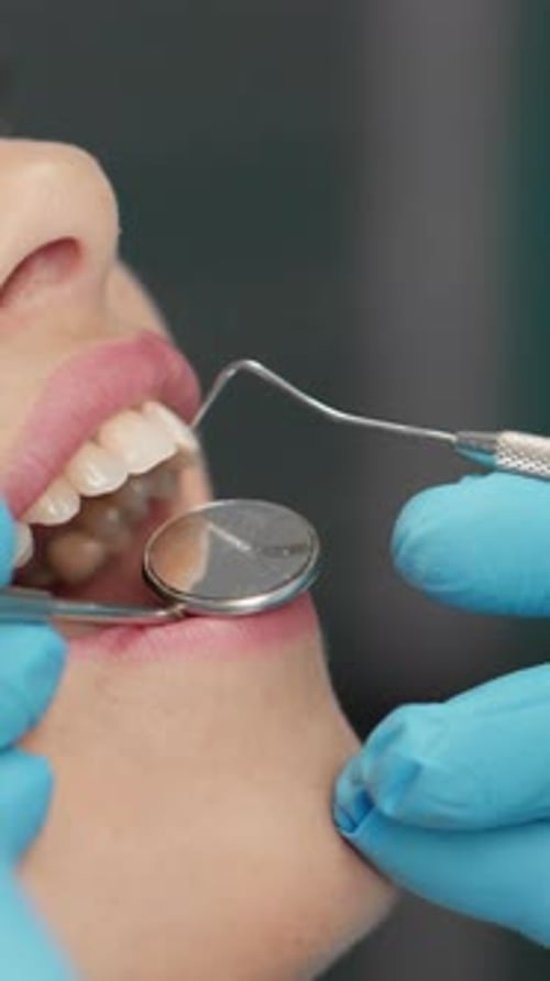 Prioritize your Oral Health By Scheduling a Dental Checkup with a Skilled Dentist at a Clinic Good