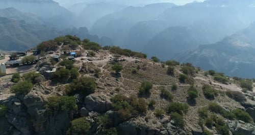 Imagen retrospectiva del Cañón de Urique en Divisadero, Región del Cañón del Cobre, Chihuahua