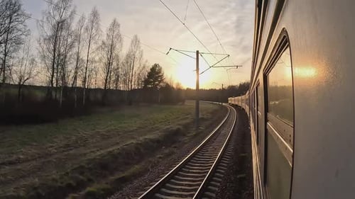 Experience a Breathtaking Scenic Journey By Train Through Beautiful and Tranquil Landscapes