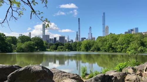 The Lake and Manhattan skyscrapers (Central Park, Manhattan, New York City, USA)