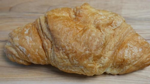 croissant, bakery, breakfast, snack, food, pastry, pastries, french croissant, culinary, butter croi