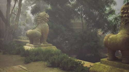 Lion de pierre patiné installé dans un environnement forestier animé