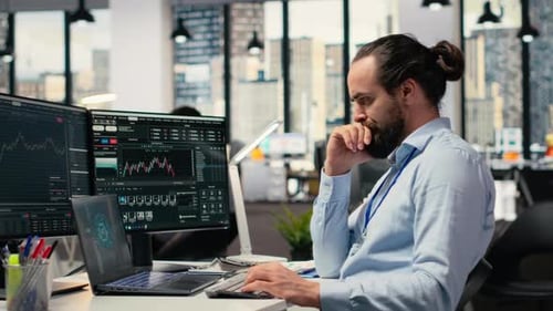 Day Trader in Office Leverages AI Analytics to Interpret Candlestick Charts