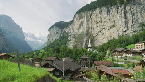 Pueblo de Lauterbrunnen en Suiza