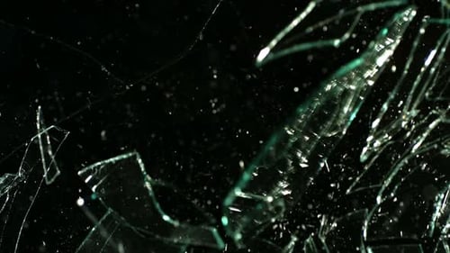 El cristal se rompe en cámara lenta