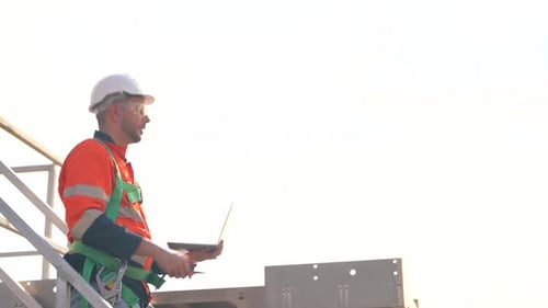 Wartung und Plan für die Inspektion von Windturbinen auf der Baustelle, erneuerbarer Strom