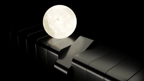Surrealer Mond auf dunkler Oberfläche