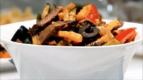 Salat in einem Teller