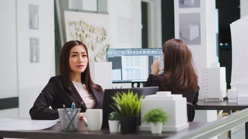 Design Specialist Using Hologram to Shape Property Floor Plan