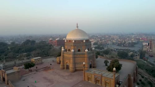 Vista aérea da tumba de Shah Rukn-e-Alam, Paquistão.