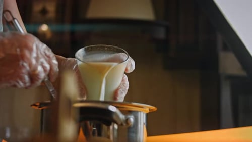 Preparing Process of OldTime Custard Ice Cream with Snickers
