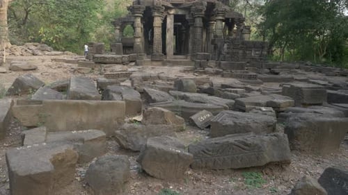 Anciens temples hindous du Maharashtra, Inde