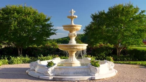Gartenbrunnen