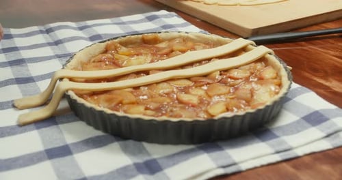 Making Apple Pie Crust Lattice Dessert Delicious Food