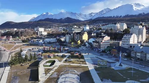 Célèbre place d'Ushuaia en Terre de Feu en Argentine. Paysage de Patagonie
.
