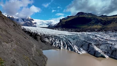 Mesmerizing Svinafellsjokull Glacier in Iceland A Breathtaking Natural Wonder