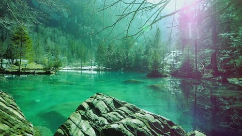 Schöne, friedliche, entspannende, farbenfrohe Seeteich, Naturlandschaft