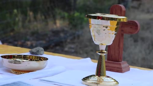 The mass and the place of God