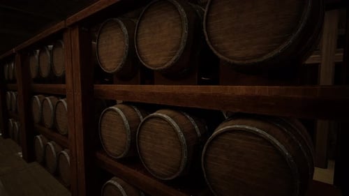 Aufbewahrung von Weinfässern im Weintresor. Fässer mit Cognac, Wein oder Whisky