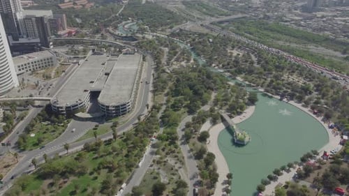 Vue aérienne du Paseo Santa Lucia artificiel, Monterrey, Nuevo Leon