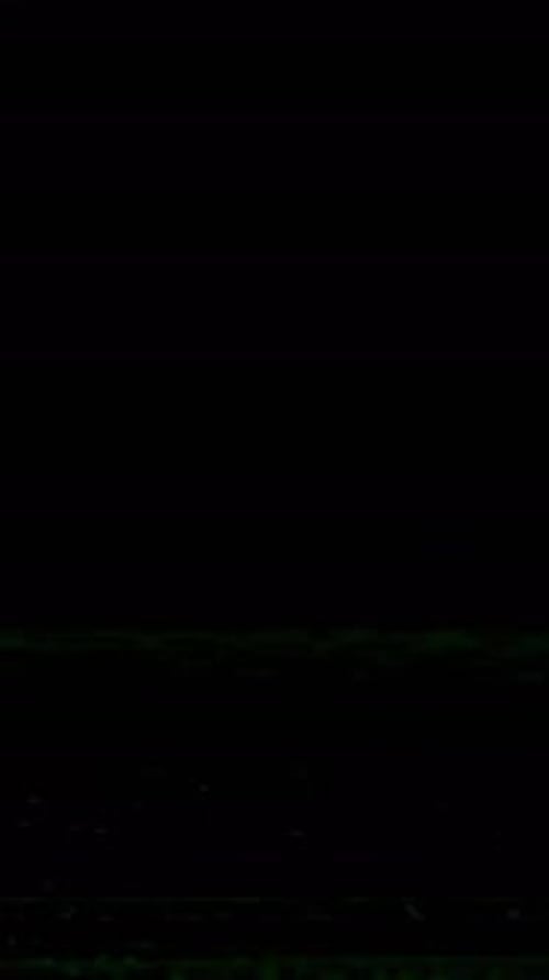 Vertikales echtes VHS-Rauschen, Glitch-Übergangsflimmern