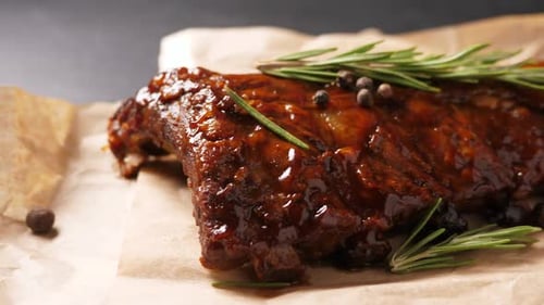 Delicious Barbecue Ribs with Rosemary and Peppercorns