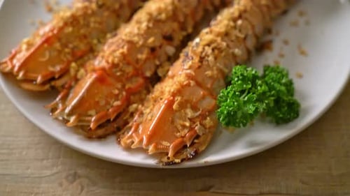 Cooked Mantis Shrimp with Garlic and Parsley
