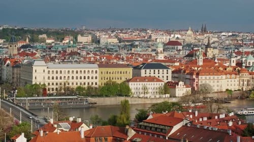 Altstadt von Prag bei Sonnenuntergang, Stadtlandschaft