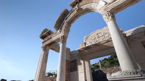 Ancienne ville d'Éphèse, bibliothèque de Celsus et théâtre antique