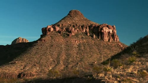Les montagnes de Chisos au coucher du soleil dans le parc national de Big Bend, dans le sud-ouest du Texas, aux États-Unis. Statique S