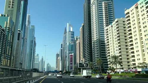 Driving through the most infamous freeway in Dubai! Sheikh Zayed Road.