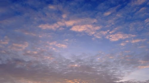 Cielo rojo al amanecer
