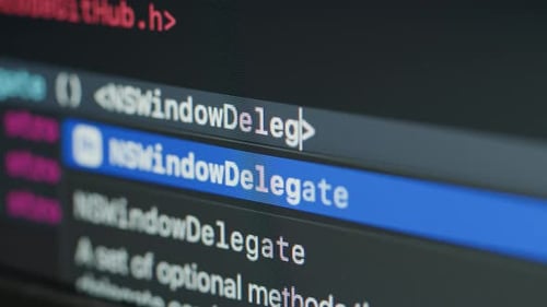 Codieren von UX-UI-Skripttext auf dem Bildschirm HTML5 im Editor für die Website-Entwicklung Nahaufnahmemakro von