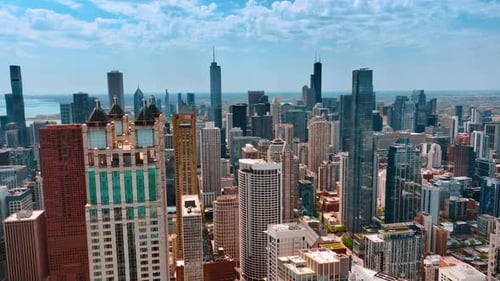 View on the tops of the skyscrapers in the downtown of Chicago, Illinois, USA.