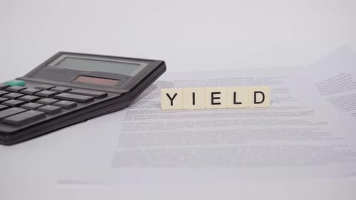 Word YIELD on scrabble