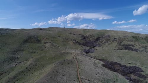 A drone shot of a scenic hiking trail