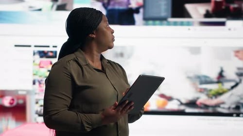 Data Center Data Center Technician Automates Data Center Operations Using Tablet Device