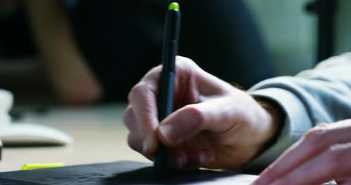 Hand Drawing on Graphics Tablet with Stylus