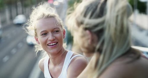 Sie lachen ihren Weg in ein fitteres Leben