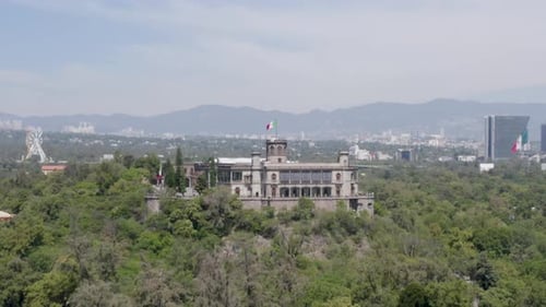 Luftaufnahme des Schlosses Chapultepec in Mexiko-Stadt