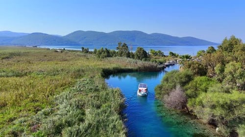 Akyaka.
